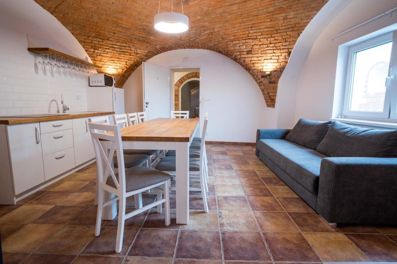 Apartmany Habanska, Cely Dum Pouzdrany Exterior foto