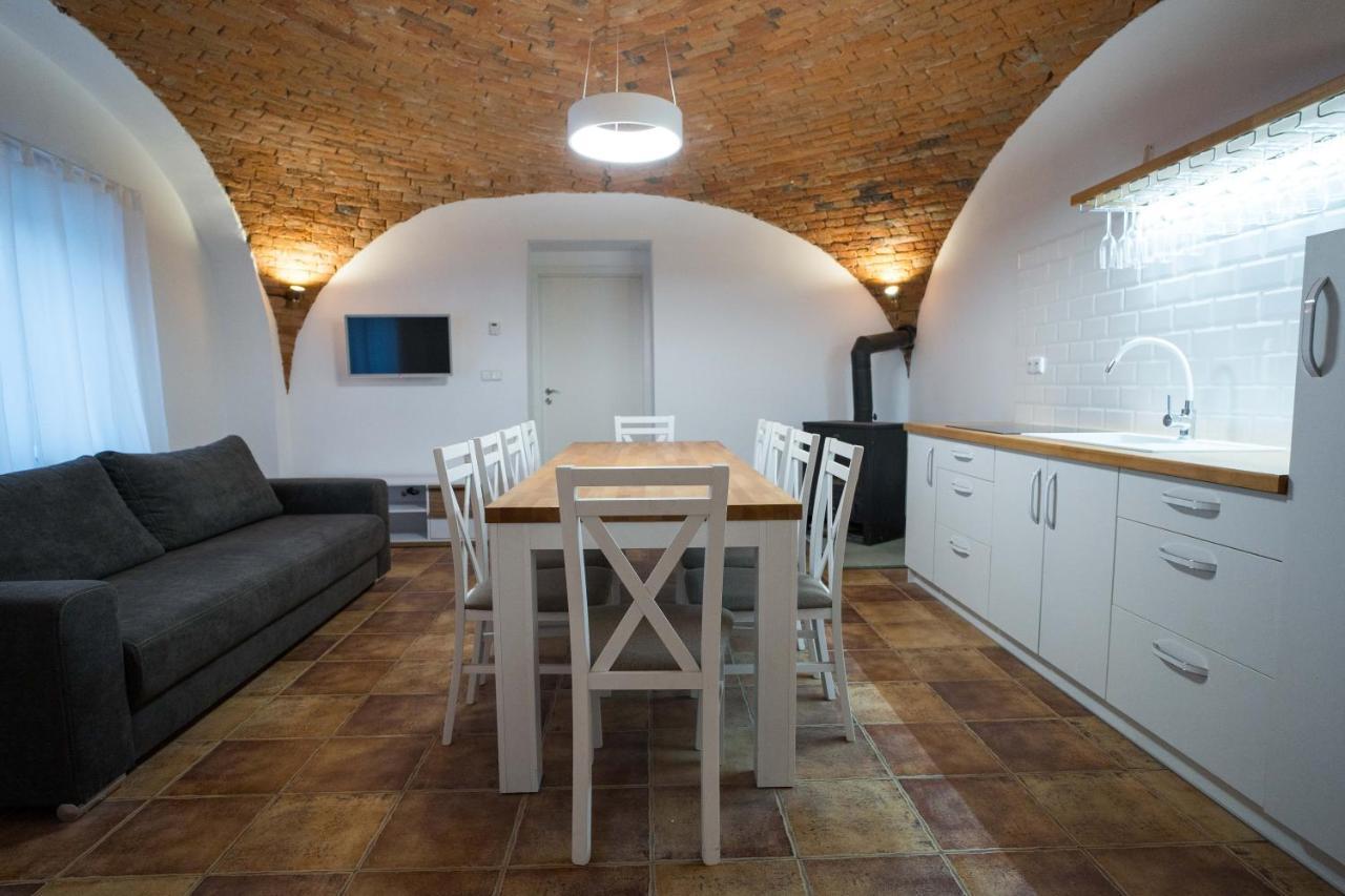 Apartmany Habanska, Cely Dum Pouzdrany Exterior foto